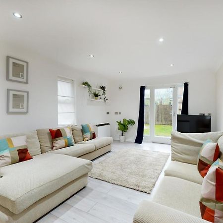 ロンドンElegant 1Bed Flat With Parking 5 Min To Hackney Wickアパートメント エクステリア 写真